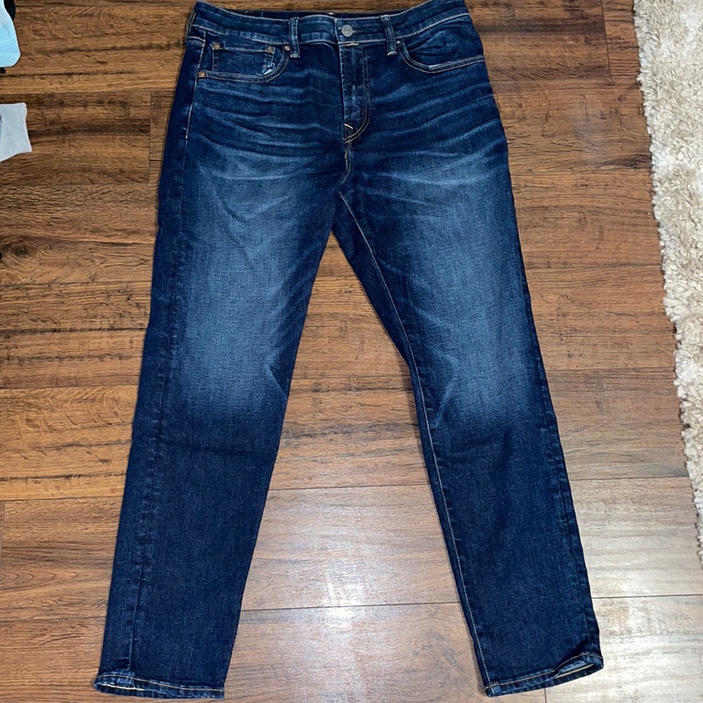 American Eagle Ne(x)t Level Airflex+ Athletic fit dark wash jeans